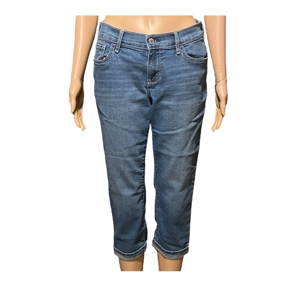 ✔️❤️💰BOGO FREE Old Navy the Sweetheart Crop Capri Jeans